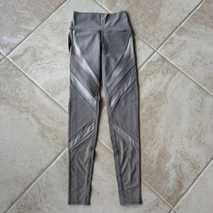 ALO Yoga Mesh Leggings